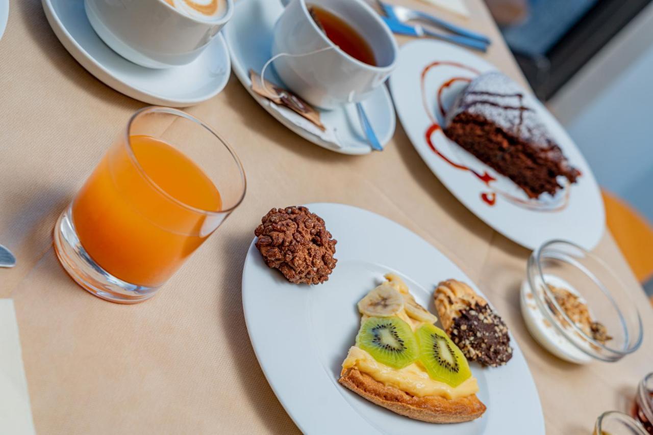 Club Hotel Residence Baiaverde Valledoria  Zewnętrze zdjęcie
