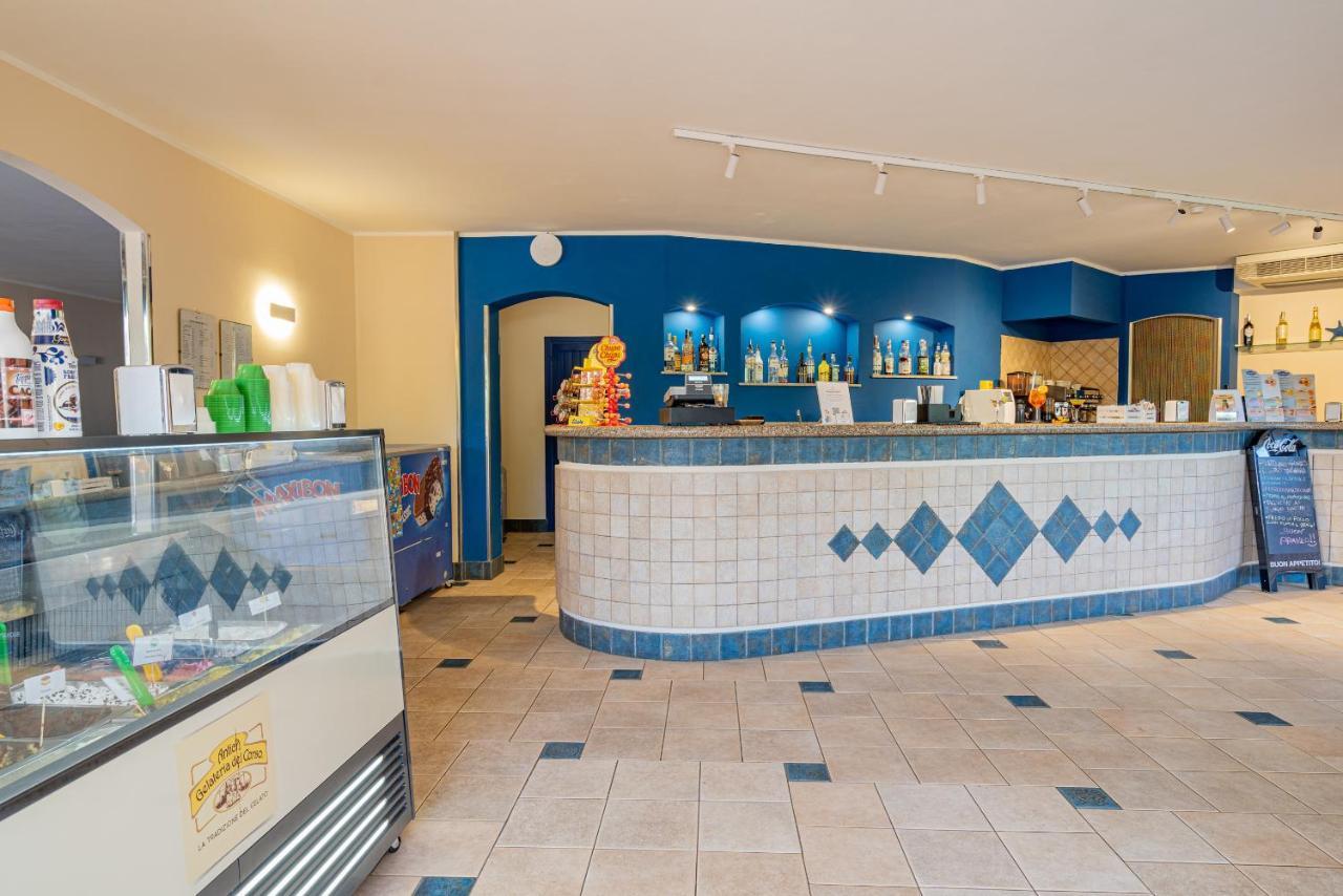 Club Hotel Residence Baiaverde Valledoria  Zewnętrze zdjęcie