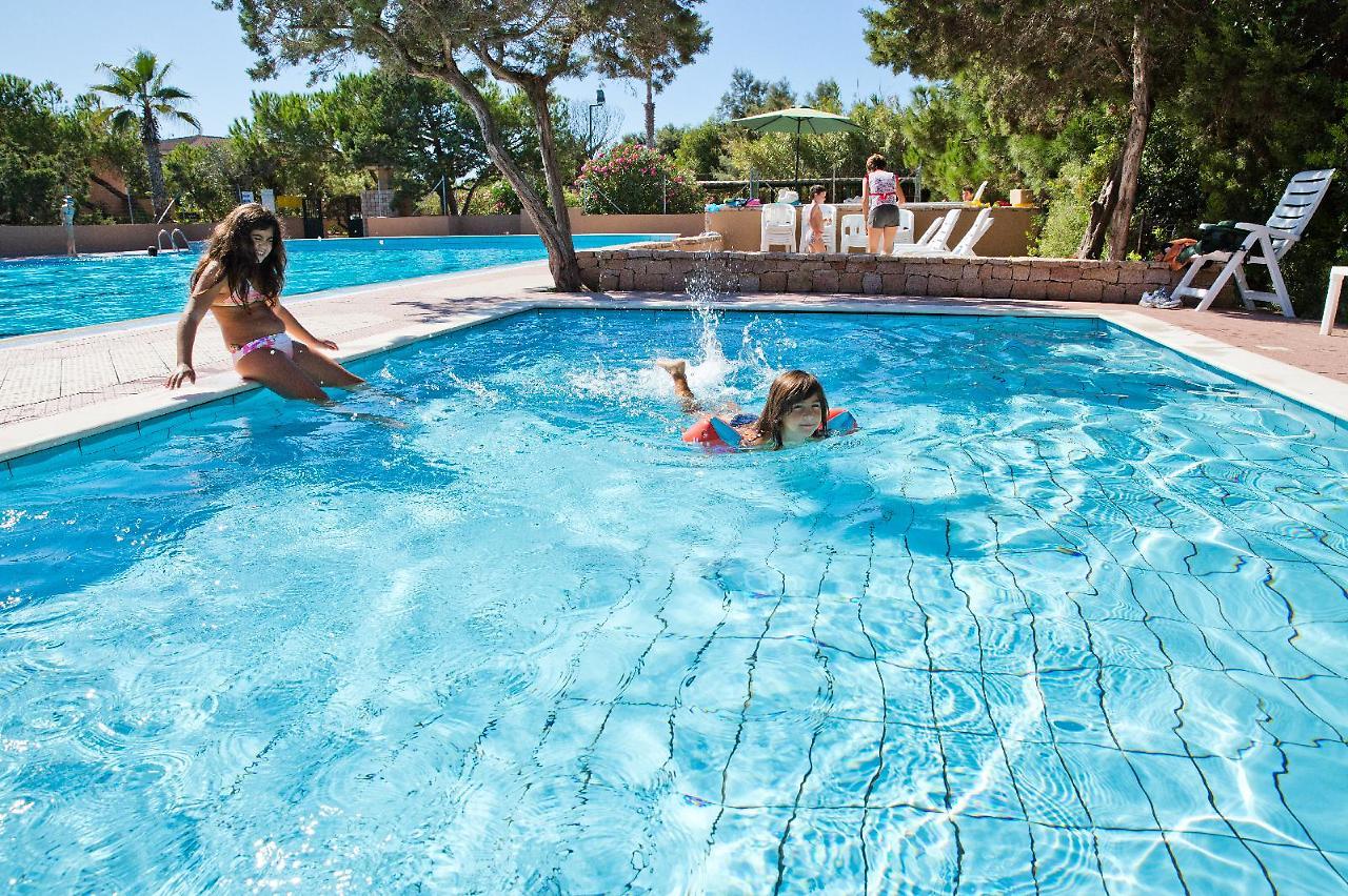 Club Hotel Residence Baiaverde Valledoria  Zewnętrze zdjęcie