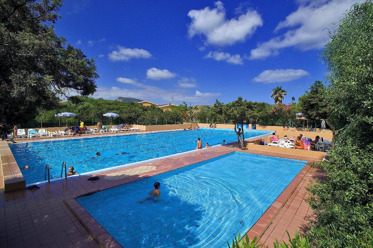 Club Hotel Residence Baiaverde Valledoria  Zewnętrze zdjęcie