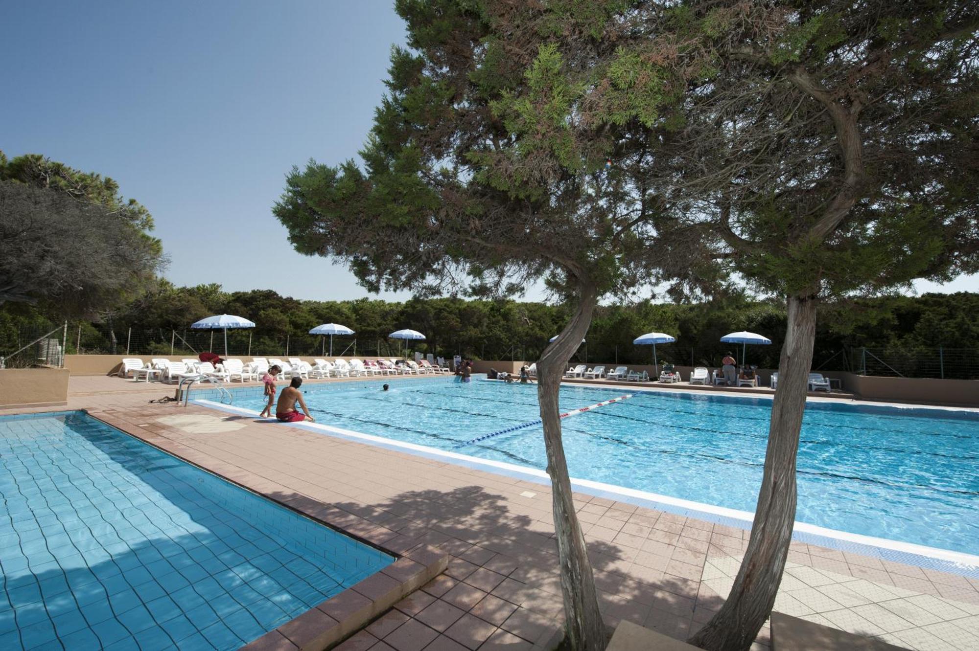 Club Hotel Residence Baiaverde Valledoria  Zewnętrze zdjęcie